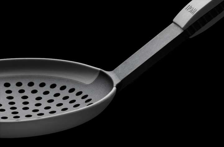 WOLL pavārnīca ar caurumiem "Cook it" 34 cm | 4