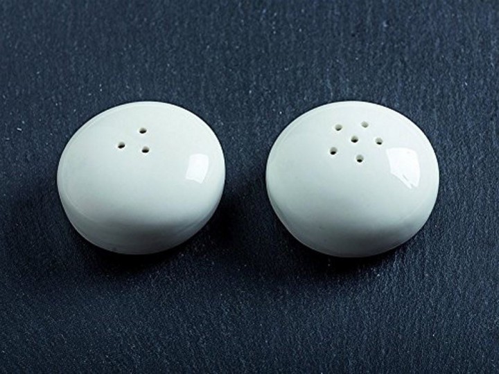 CREATIVE TOPS sālstrauka un piparnīcas komplekts "M by Mikasa”  | 2