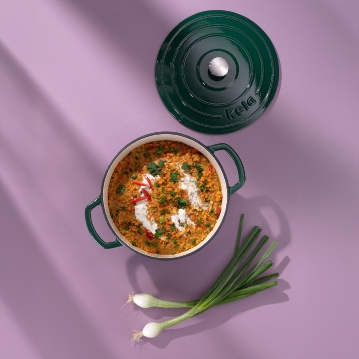 KELA čuguna sautējamais katls ar vāku "Calido" Ø 26 cm, 4,6 l | 3