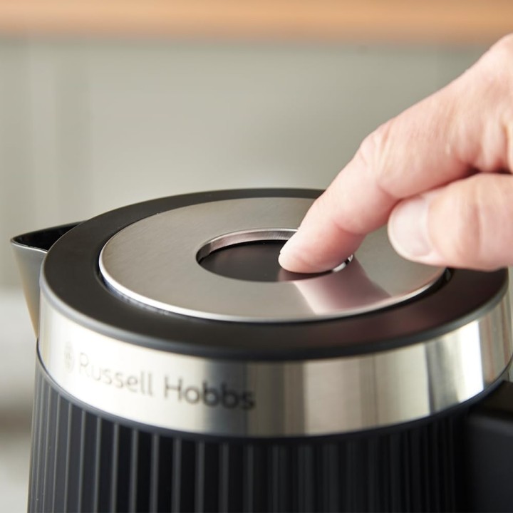 „Russell Hobbs” elektriskā tējkanna  "Bronte Black", 1,7 l, 26750-70 | 3